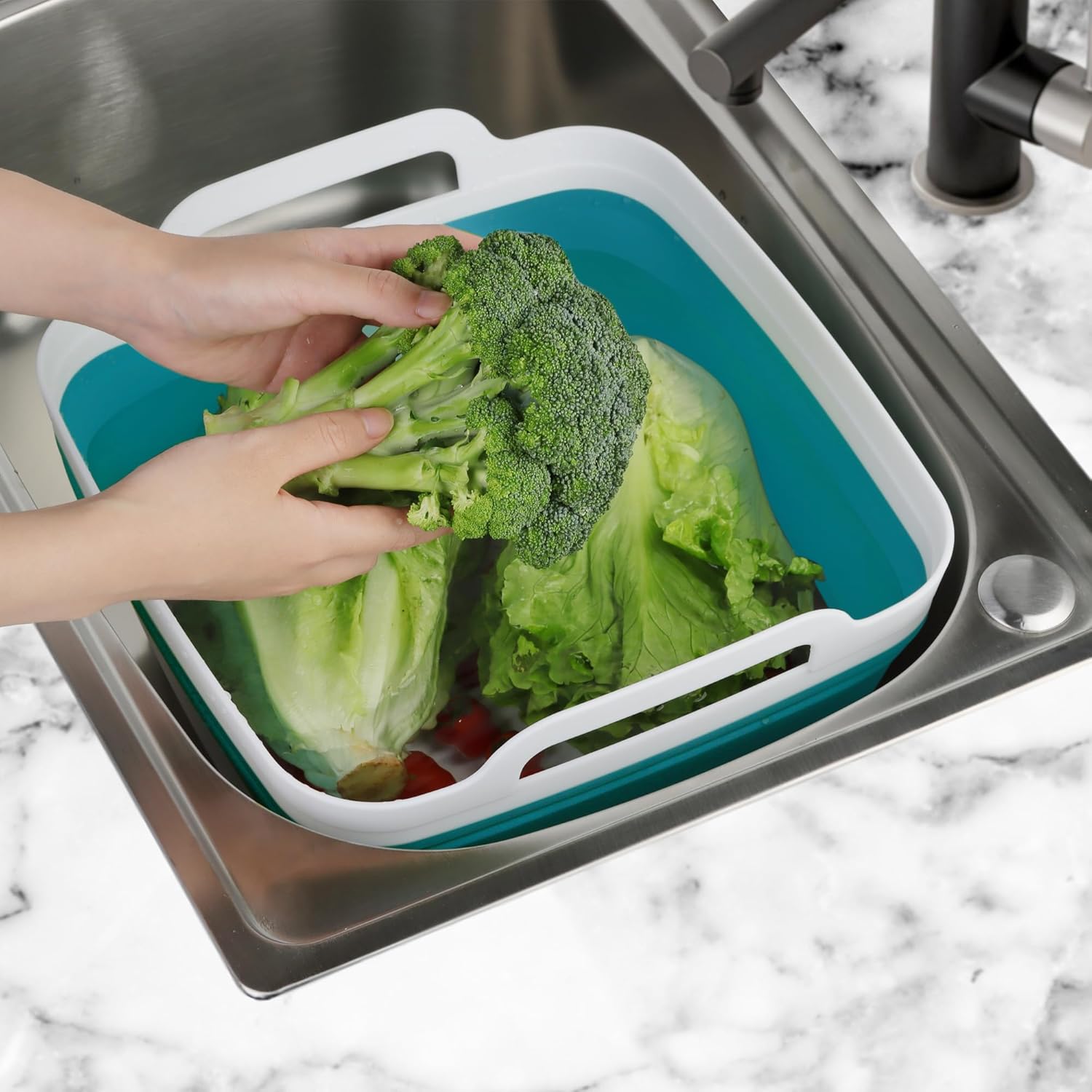 Collapsible Wash Basin with Draining Plug Carry Handles